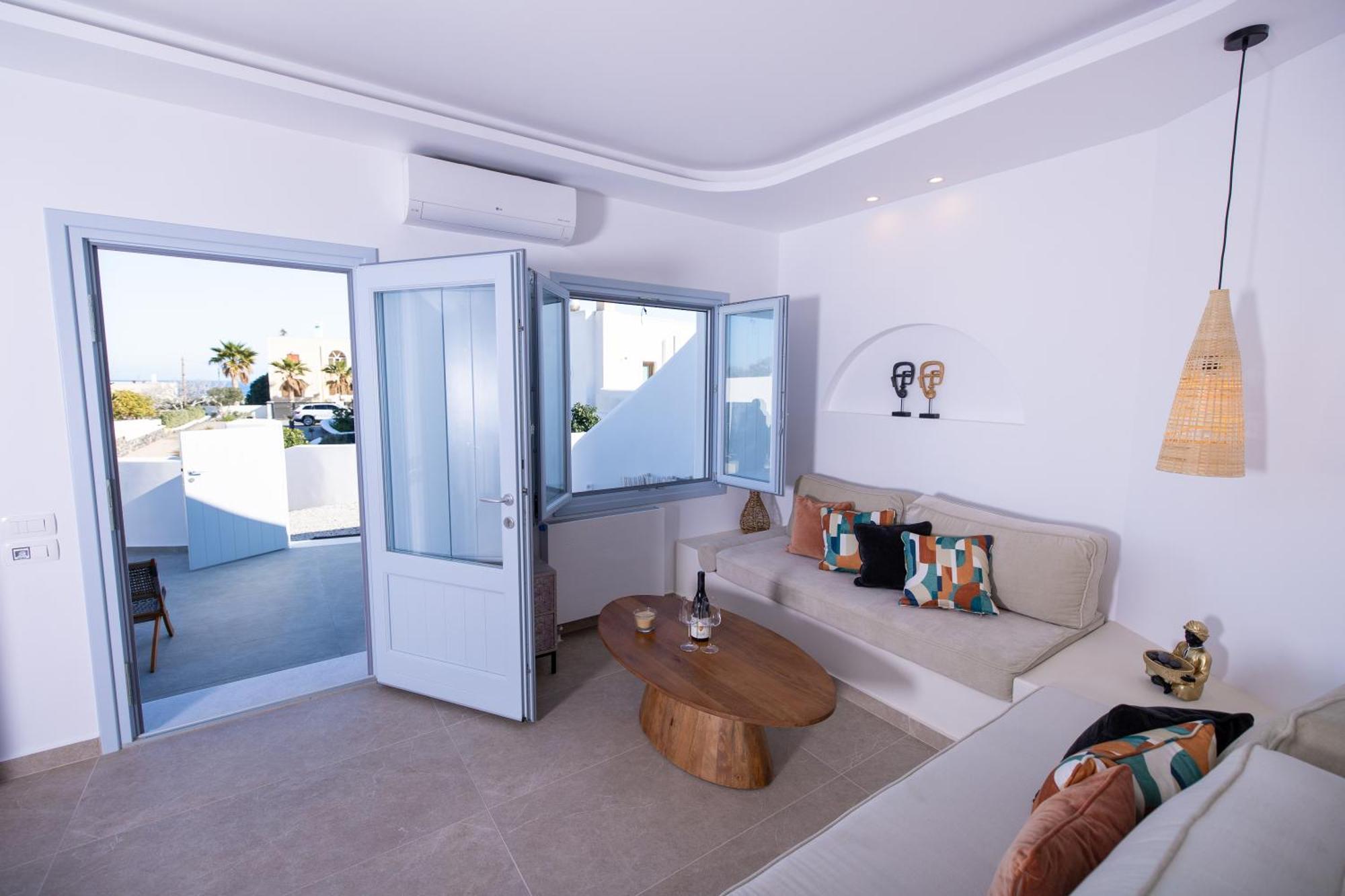 Sn Santorini Apartments Kamári Esterno foto