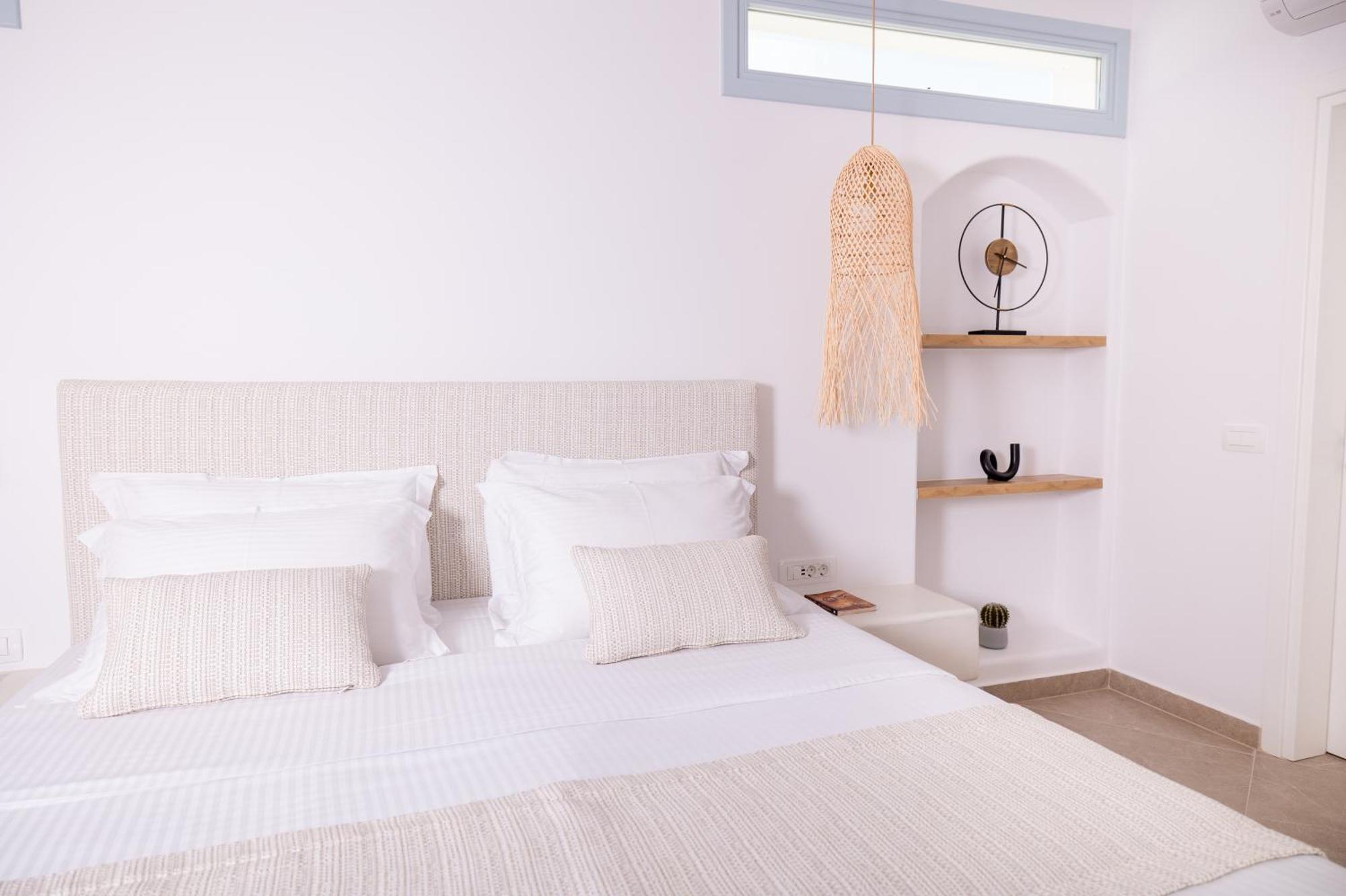 Sn Santorini Apartments Kamári Esterno foto