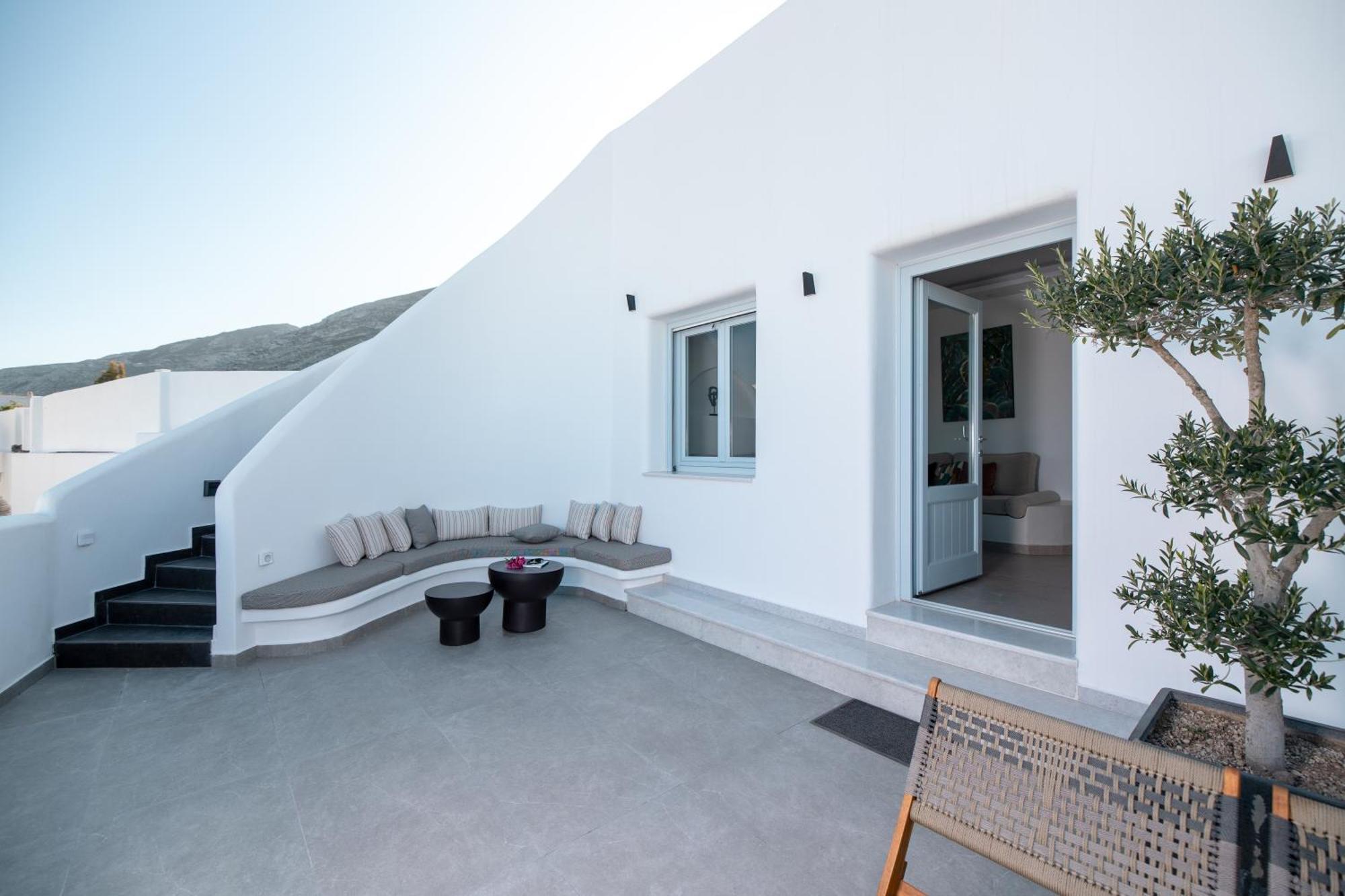 Sn Santorini Apartments Kamári Esterno foto