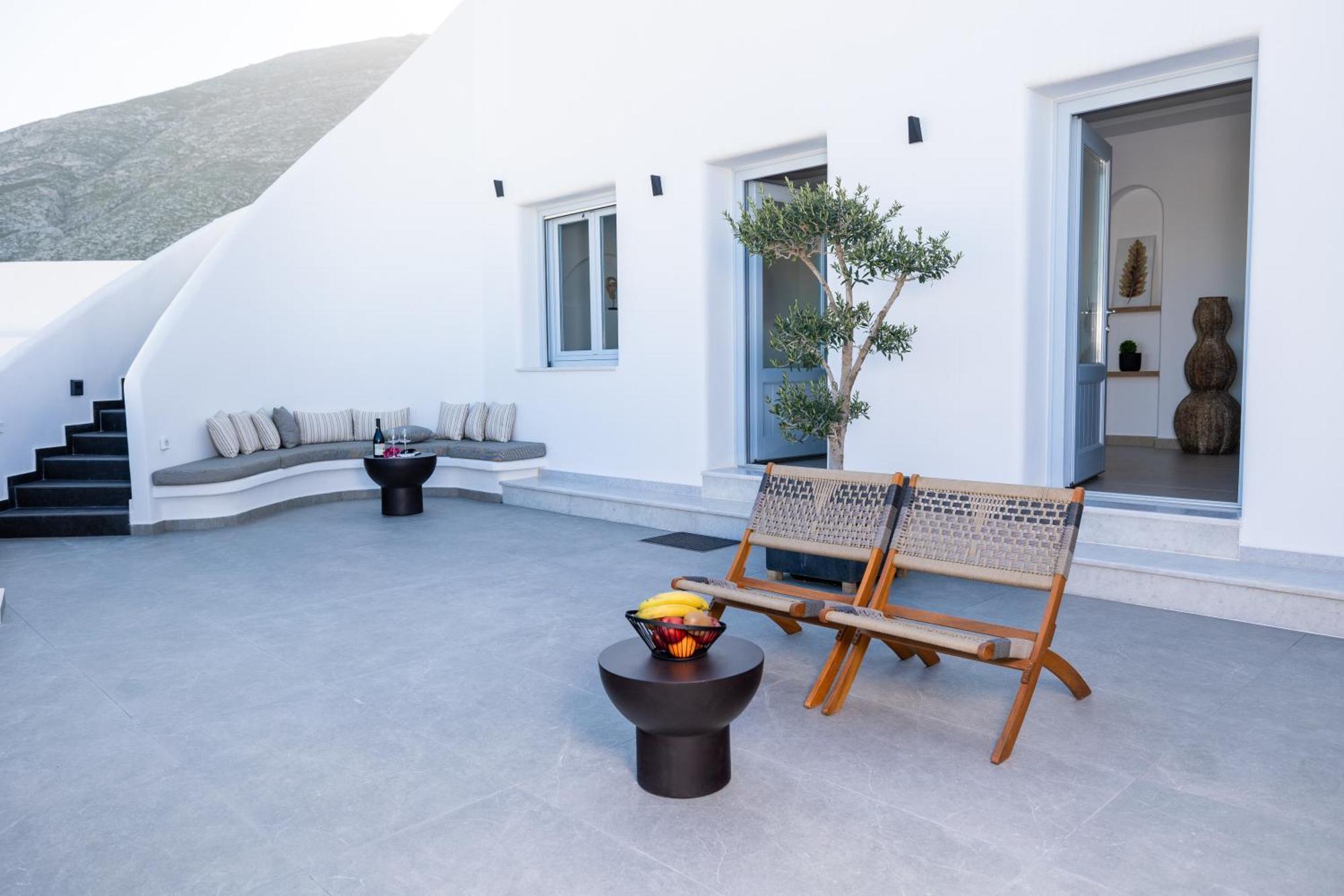 Sn Santorini Apartments Kamári Esterno foto