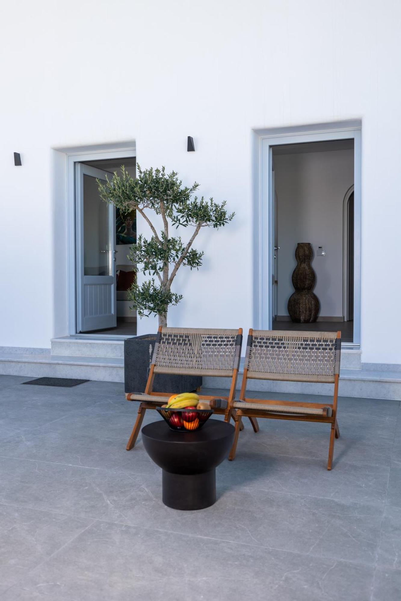 Sn Santorini Apartments Kamári Esterno foto