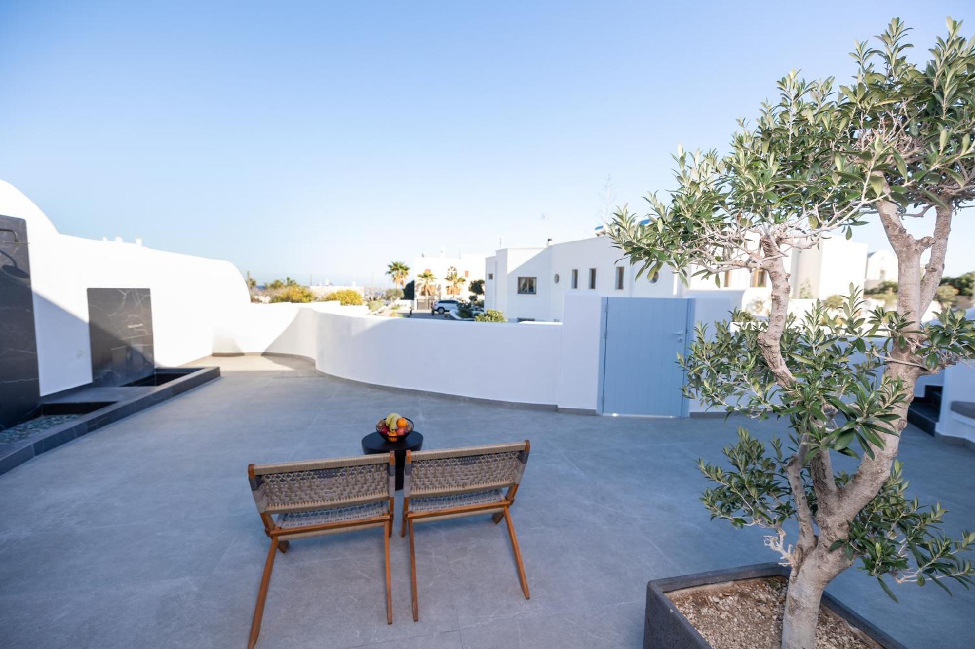 Sn Santorini Apartments Kamári Esterno foto
